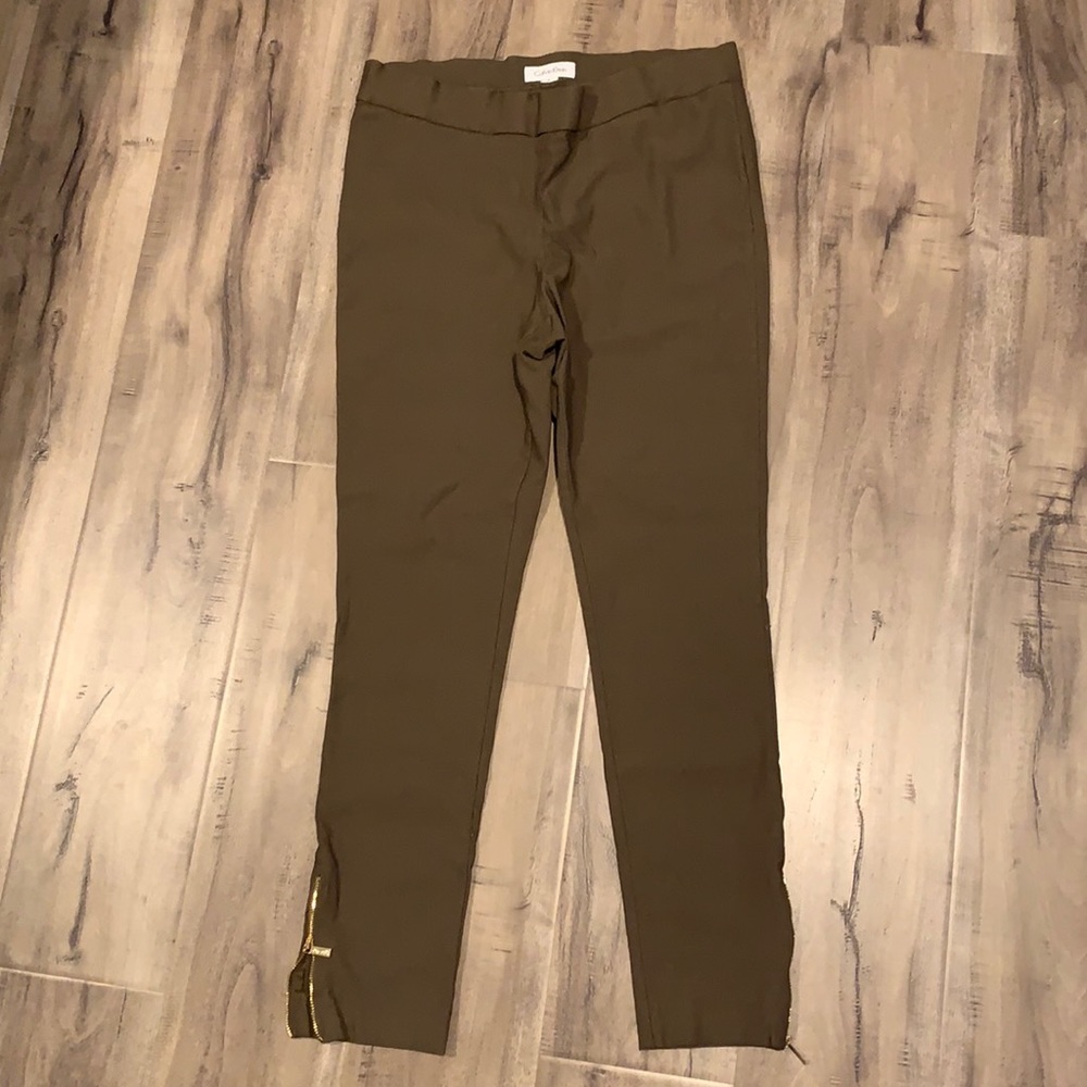 Army green Calvin Klein leggings